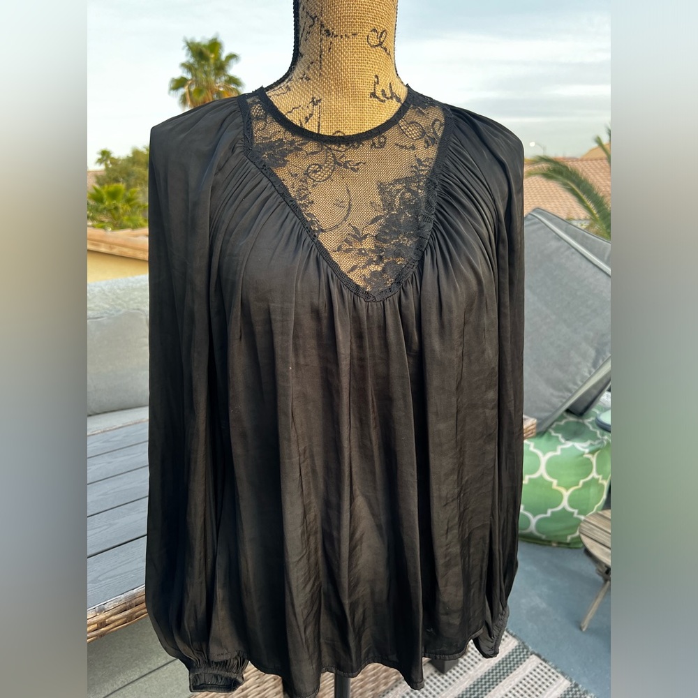 Express dress shirt with lace neck detail